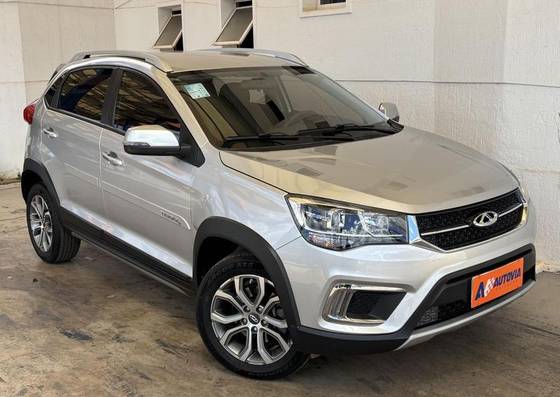 CAOA CHERY TIGGO 2 1.5 MPFI 16V FLEX LOOK 4P AUTOMÁTICO CAOA CHERY TIGGO 2 1.5 MPFI 16V FLEX LOOK 4P AUTOMÁTICO